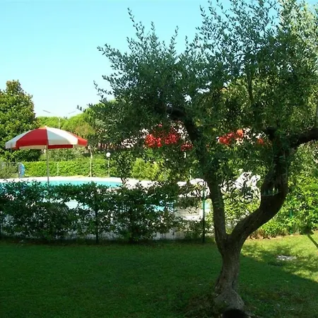 Fuer 6 Personen Ca 55 Qm In Bibione, Adriakueste Italien Und Umgebung Holiday home
